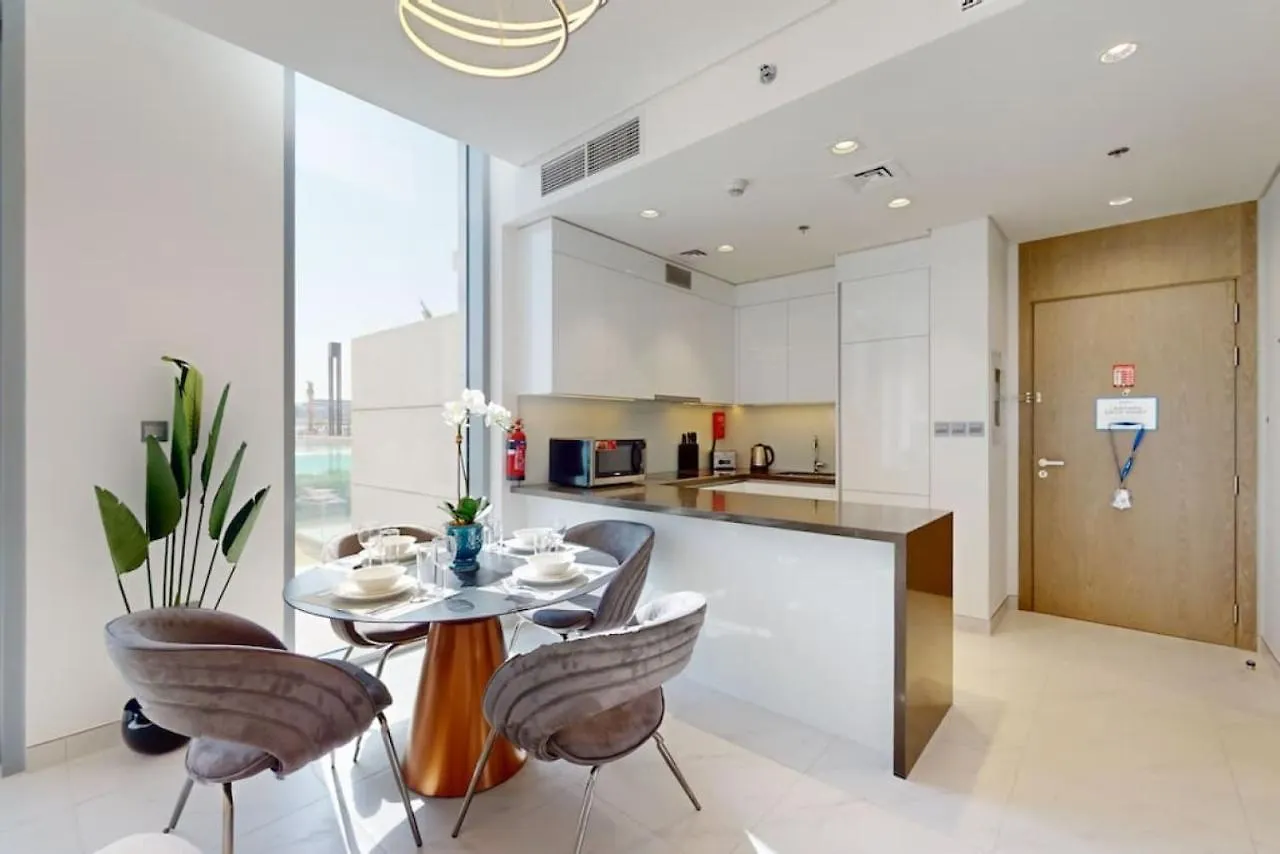 Residence 21 - Vibrant One Bedroom Dubai